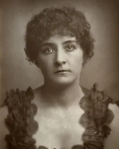St James Photographic Co Prints: Julia Gwynne, British opera singer and actress, 1884. Artist: St Jamess Photographic Co