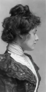 Julia Marlowe, actress, c1898. Creator: Frances Benjamin Johnston