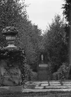 Garden Feature Prints: Kahn, Otto H. Mr. estate, 1928 Creator: Arnold Genthe