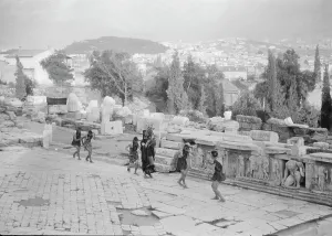 Kanellos Vassos Prints: Kanellos dance group at ancient sites in Greece, 1929 Creator: Arnold Genthe