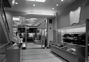 Clothes Shop Prints: Kartch's, business on Main St