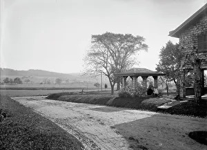 New Jersey United States Of America Prints: Kaufman's Well, Far Hills, N.J. c1900. Creator: Unknown