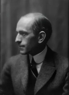 Starched Collar Prints: Kelly, George Harrington, Mr. portrait photograph, 1912 Nov. 28. Creator: Arnold Genthe
