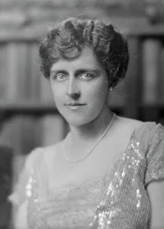 Sequin Prints: Kelly, R.M. Jr. Mrs. portrait photograph, 1916 Apr. 20. Creator: Arnold Genthe