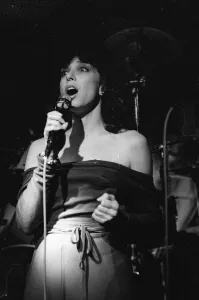 Kim Nazarian, New York Voices, Ronnie Scotts Jazz Club, Soho, London, 9. 89