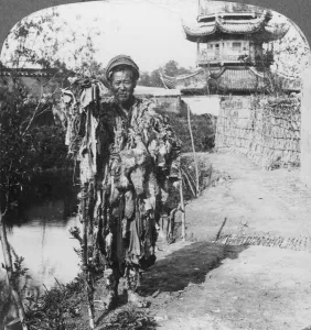 King of the beggars, Loong Wah, China, late 19th or early 20th century. Artist: Underwood & Underwood