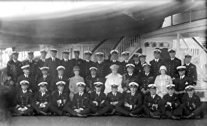 Queen Mary Of Teck Gallery: King George V and Queen Mary with the crew of HMY Victoria and Albert, c1935