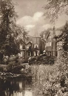 Birthplace Gallery: The Kings Birthplace, c1937