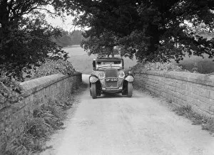 Delage D8 Gallery: Kitty Brunell road testing a 1931 Delage D8. Artist: Bill Brunell