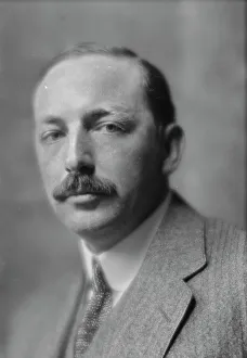 Degree Prints: Knight, William Wellington, Dr. portrait photograph, 1914 Aug. 14. Creator: Arnold Genthe