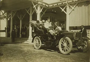 Chauffeur Prints: Komura and Takahira leaving Wentworth Hotel for peace conference, 1905. Creator: Unknown