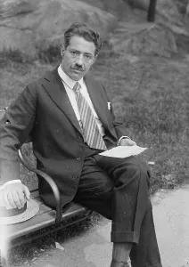 Park Bench Prints: Kreisler, between c1915 and c1920. Creator: Bain News Service