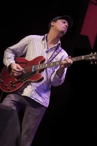 Jazz Festival Prints: Kurt Rosenwinkel, 2009. Artist: Alan John Ainsworth