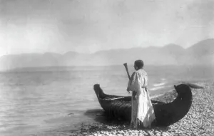 Idaho United States Of America Prints: Kutenai woman, 1910, c1910. Creator: Edward Sheriff Curtis