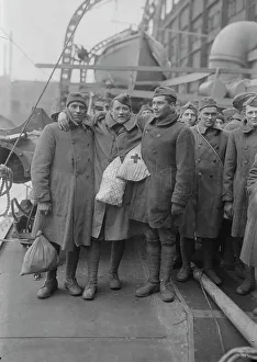 Anchors Prints: L. Jacubowski, H.E. Anchors, Ezra E. Jones, 1918 or 1919. Creator: Bain News Service