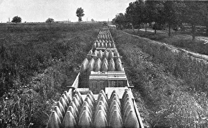 Shells Prints: La Bataille de la Somme; Un convoi de projectiles d'artillerie lourde