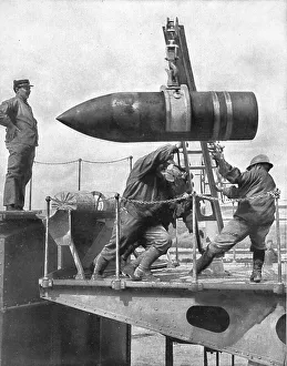 Shells Prints: La Bataille de la Somme; La replique au 420: notre obus de 440