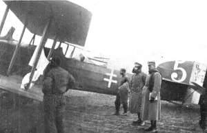 Armistice Prints: La Capitulation Allemande; Le depart du capitaine allemand von Geyer qui