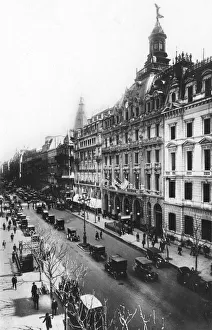 Buenos Aires Prints: The La Prensa building, Avenida de Mayo, Buenos Aires, Argentina, early 20th century