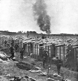 La supreme defense d'Anvers; Derniere ligne de retranchements, sur la route de Lierre, 1914. Creator: Unknown