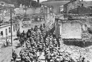 Devestation Prints: La victorieuse offensive Russe; Enree de nos allies dans Boutchatch