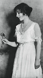 Carnation Gallery: Lady Elizabeth Bowes-Lyon with a red carnation, 1923, (1937)