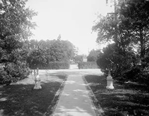 Lafayette Park, Norfolk, Va. c.between 1910 and 1920. Creator: Unknown