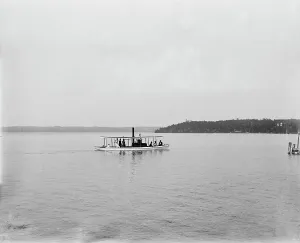 10 X 8 In Prints: Lake Geneva, Wis. from Kay's [sic] Park, c1898. Creator: Unknown