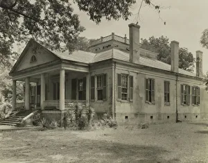 South Prints: Lansdowne, Natchez, Adams County, Mississippi, 1938. Creator: Frances Benjamin Johnston