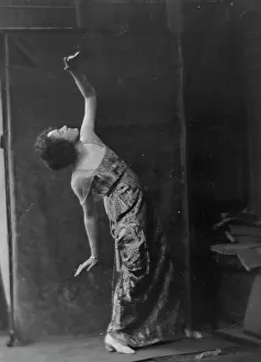 Leaning Back Prints: Lasell, Hildegarde, Miss, portrait photograph, 1916. Creator: Arnold Genthe