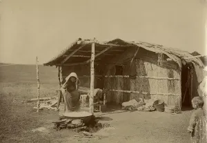 Vonago Li Prints: Laundry on Lake Shira, 1900-1909. Creator: LI Vonago
