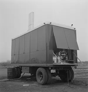 Engine Gallery: The laundry unit, FSA mobile camp, Merrill, Klamath County, Oregon, 1939. Creator: Dorothea Lange