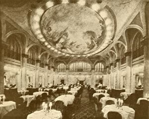 Shipping Line Gallery: The Lavishly Decorated Main Dining Saloon of the Leviathan. c1930