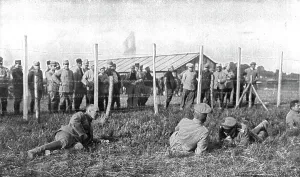 Enclosure Prints: Le Coin des Officiers; Groupe d'officiers allemands prisonniers dans un des enclos