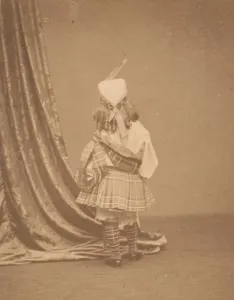 Androgynous Gallery: Le dos, 1860s. Creator: Pierre-Louis Pierson
