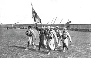 Landing Ground Prints: Le Drapeau de L'Aviation; Le dradeau de l'aviation porte par Guyemer