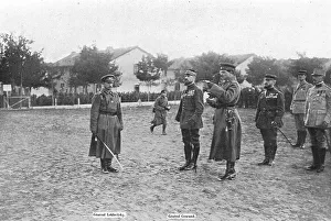 Award Prints: Le general Russe Lokhvitsky decore de la Croix de Guerre sur le front Francais; un officier