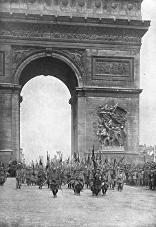 Honouring Prints: Le jour de gloire; le drapeau unique des bataillons de chasseurs a pied passe