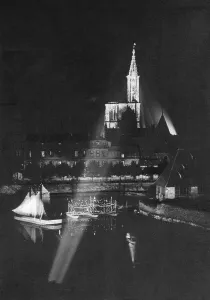 Honouring Prints: Le jour de gloire; le premier 14 juillet fete en Alsace, 1919. Creator: Unknown