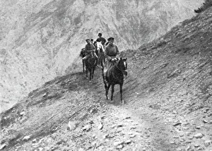 On Horseback Prints: Le front russe d'asie; Cavaliers en reconnaiccance dans les montagnes du Kop-Dagh