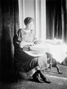 Fur Trim Prints: Lennox, between c1915 and c1920. Creator: Bain News Service