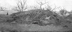 Gun Emplacement Prints: Les Americains en Ligne; Le savant camouflage d'une piece de 75 appartenant a une