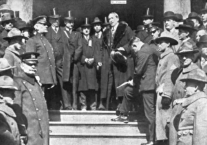 Les collaborateurs du president Wilson; La receptiona l'Hotelde Ville de New-York de M.J.W... 1917 Creator: Unknown