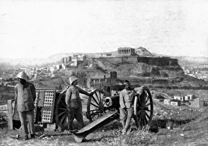 Shells Prints: Les Evenements de Grece; Piece d'artillerie de campagne en position sur la colline des Muses