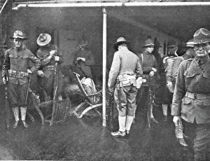 Puttee Prints: Les Premiers Contingents Americains en France; A bord d'un transport: soldats se preparent