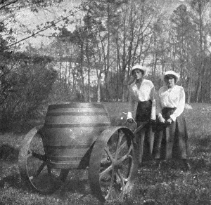 Les Romanof a Tsarskoie-Selo; Les grandes-duchesses Tatiana et Anastasie poussant... 1917. Creator: Unknown