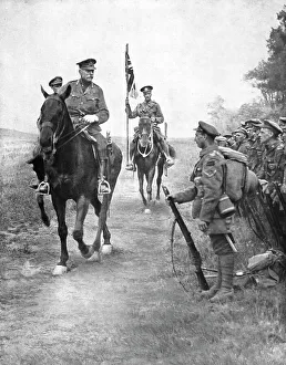 Haig Sir Douglas Prints: Les Vainqueurs de Queant-Drocourt; le marechal Haig felicite un detachement