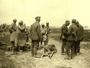 Somme Picardy France Prints: A l'est de Montdidier; Halte de prisonniers allemands ramenant un blesse