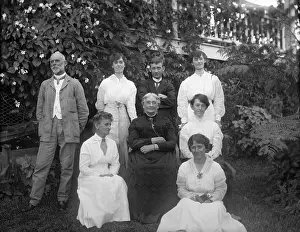 Old Women Prints: L'Estrange Family at Cnoc Rhu