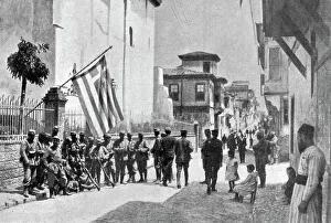 Thessalonika Salonika Greece Prints: L'etat de siege a Salonique; Poste de soldats francais dans une rue de Salonique